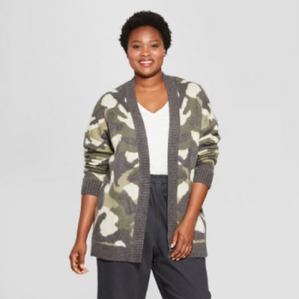 Universal Thread Camo Cardigan